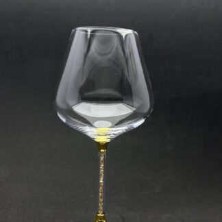 Rødvinsglass med Gullfarget Stett og Personlig Gravering