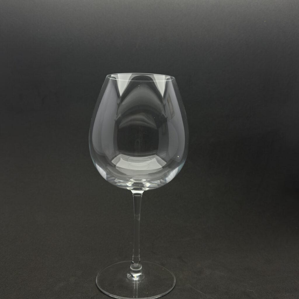Rødvinsglass i krystallin
